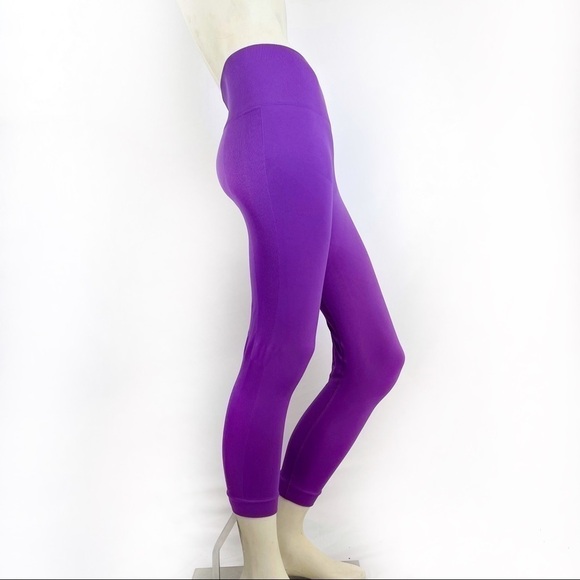 Lululemon Zone In Crop purple leggings size 8 - Picture 7 of 15